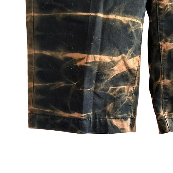 Womens Shorts Size 8 Tie Dye Reworked Indie Bold Vacation Summer Handcrafted Fun - Picture 3 of 8